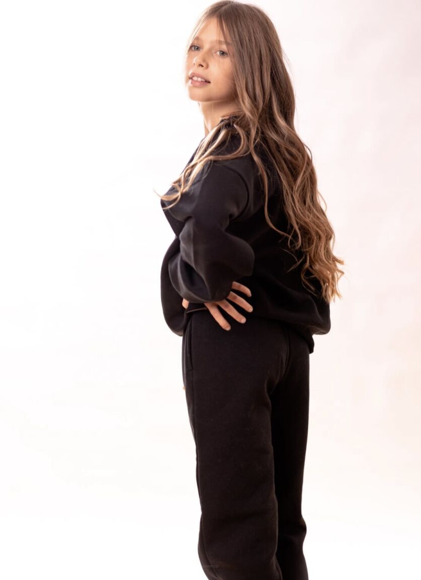 Dres Simple Balck 6-8 lat